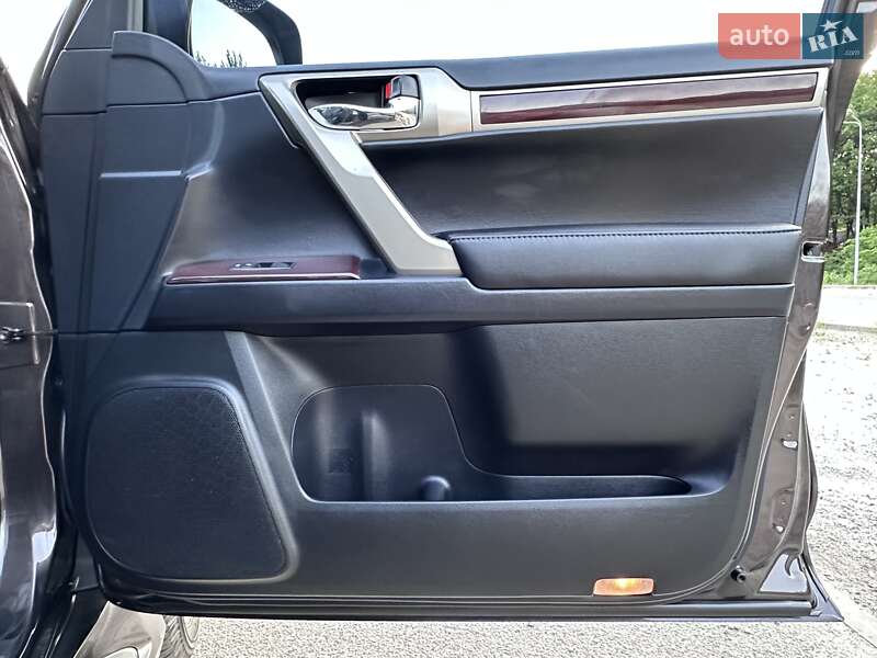 Внедорожник / Кроссовер Lexus GX 2013 в Днепре