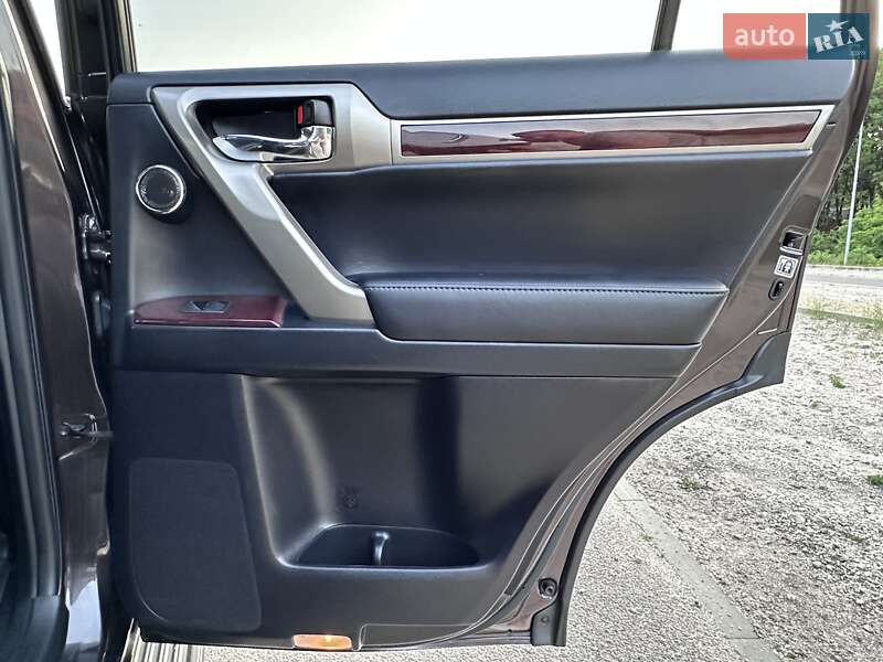 Внедорожник / Кроссовер Lexus GX 2013 в Днепре