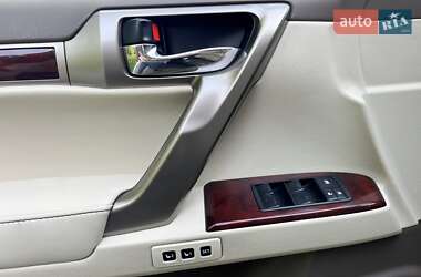 Внедорожник / Кроссовер Lexus GX 2010 в 