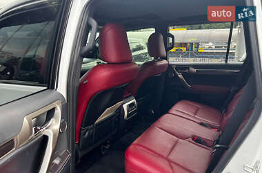 Внедорожник / Кроссовер Lexus GX 2020 в 