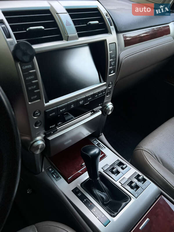 Внедорожник / Кроссовер Lexus GX 2010 в Одессе