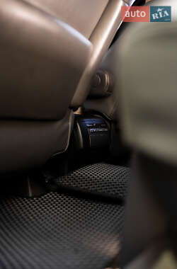 Внедорожник / Кроссовер Lexus GX 2004 в 