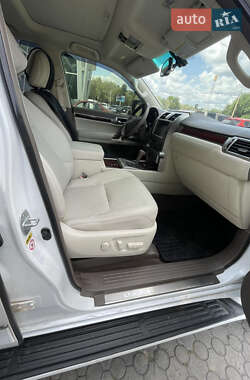 Внедорожник / Кроссовер Lexus GX 2011 в 