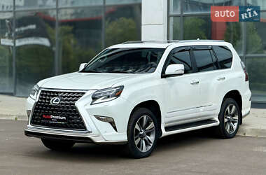 Позашляховик / Кросовер Lexus GX 2014 в 