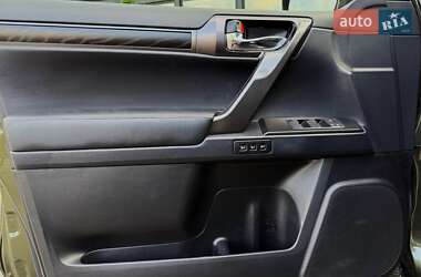 Внедорожник / Кроссовер Lexus GX 2021 в 