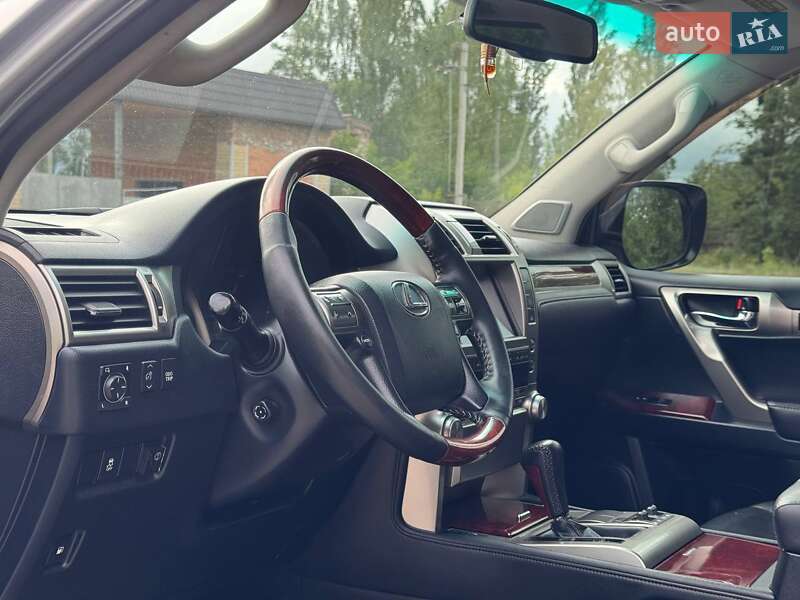 Внедорожник / Кроссовер Lexus GX 2011 в Ахтырке