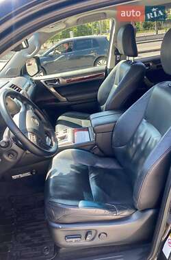 Внедорожник / Кроссовер Lexus GX 2013 в 