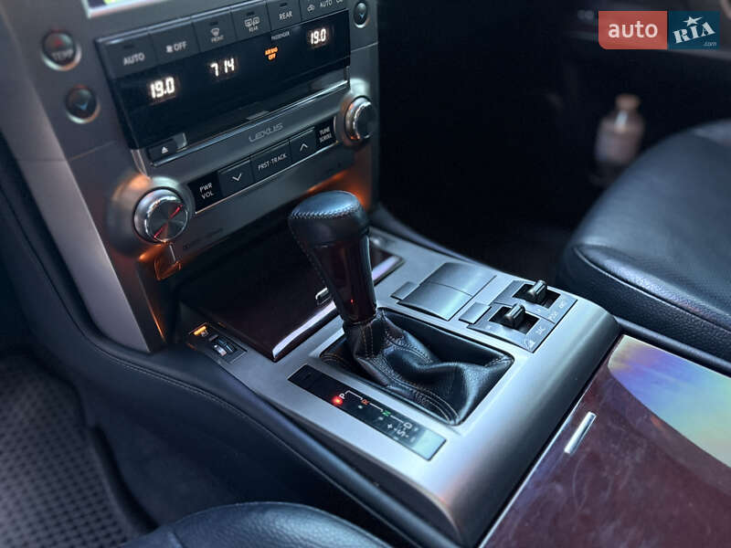 Позашляховик / Кросовер Lexus GX 2014 в Сарнах