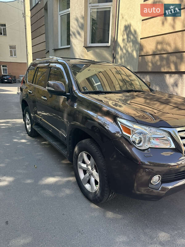 Позашляховик / Кросовер Lexus GX 2012 в 