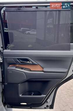 Позашляховик / Кросовер Lexus GX 2024 в 