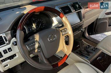 Позашляховик / Кросовер Lexus GX 2010 в 