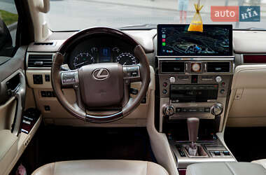 Позашляховик / Кросовер Lexus GX 2019 в 