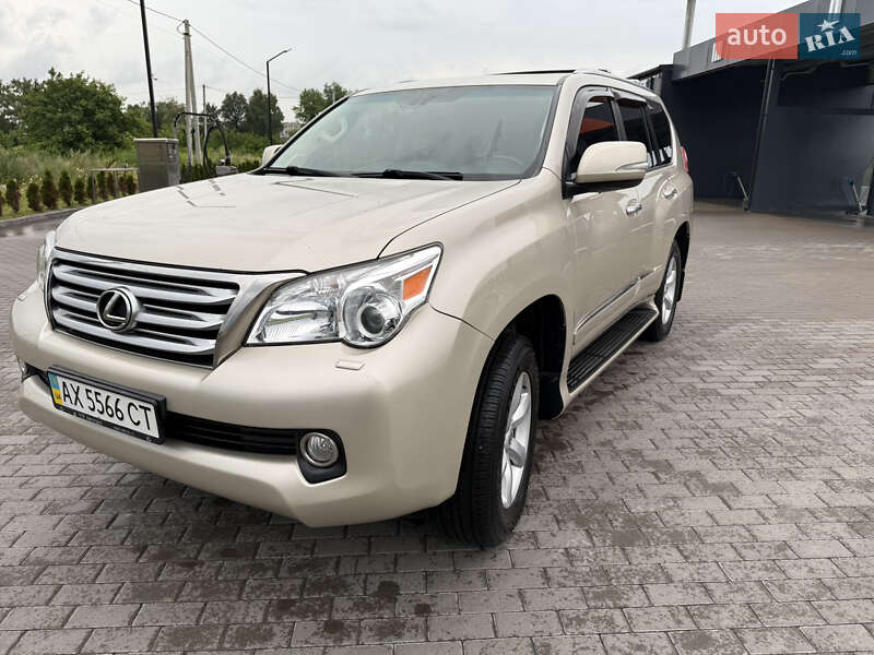 Позашляховик / Кросовер Lexus GX 2010 в Золочеві