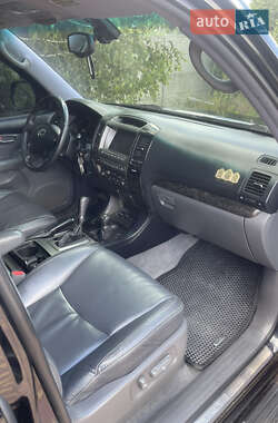 Внедорожник / Кроссовер Lexus GX 2004 в 