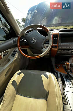 Внедорожник / Кроссовер Lexus GX 2004 в 