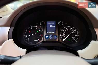 Позашляховик / Кросовер Lexus GX 2010 в 