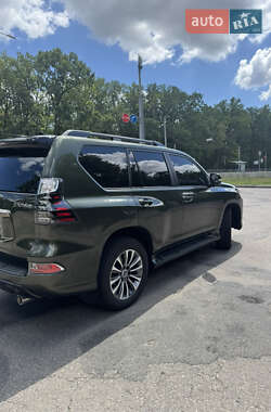 Внедорожник / Кроссовер Lexus GX 2022 в 