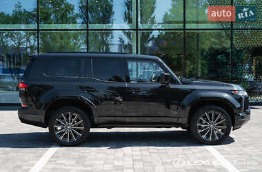 Позашляховик / Кросовер Lexus GX 2025 в 