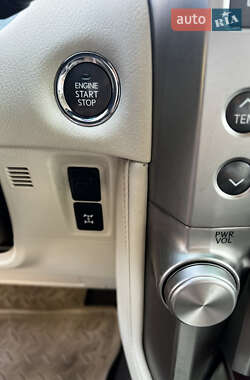 Внедорожник / Кроссовер Lexus GX 2010 в 