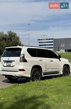 Внедорожник / Кроссовер Lexus GX 2017 в 