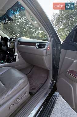 Внедорожник / Кроссовер Lexus GX 2011 в 
