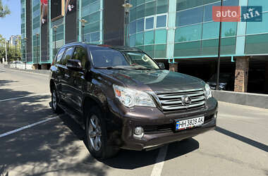 Внедорожник / Кроссовер Lexus GX 2013 в 