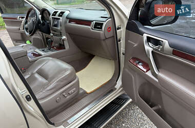 Внедорожник / Кроссовер Lexus GX 2010 в 