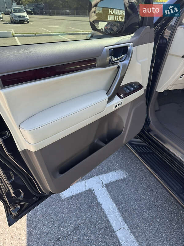 Позашляховик / Кросовер Lexus GX 2011 в Києві фото 62 Позашляховик / Кросовер Lexus GX 2011 в Києві