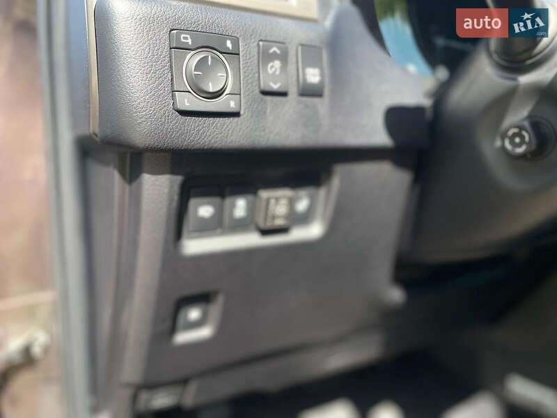 Позашляховик / Кросовер Lexus GX 2012 в Києві фото 57 Позашляховик / Кросовер Lexus GX 2012 в Києві