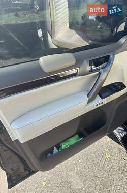 Позашляховик / Кросовер Lexus GX 2013 в 