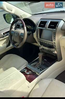 Позашляховик / Кросовер Lexus GX 2013 в 