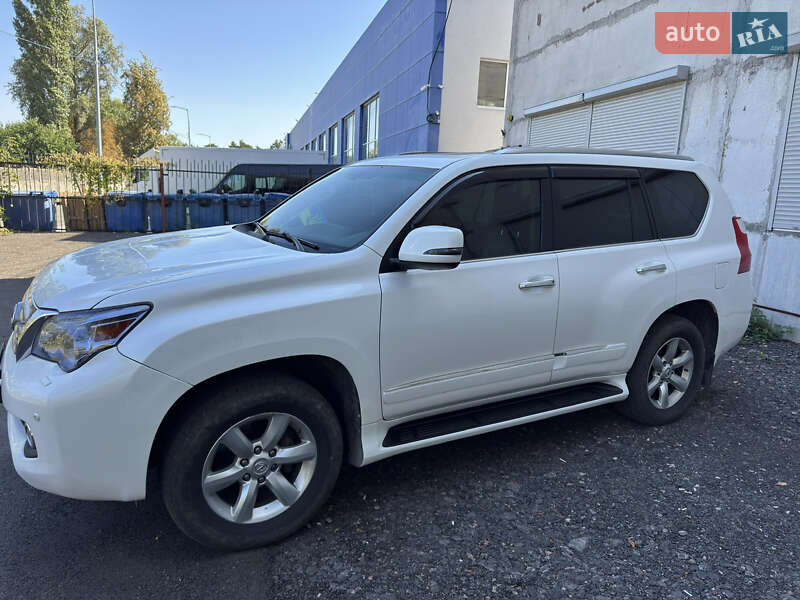 Внедорожник / Кроссовер Lexus GX 2011 в 