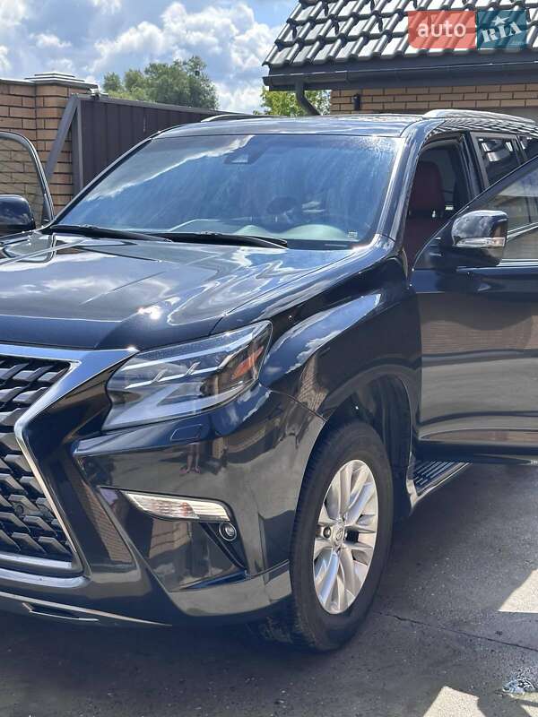 Позашляховик / Кросовер Lexus GX 2021 в 