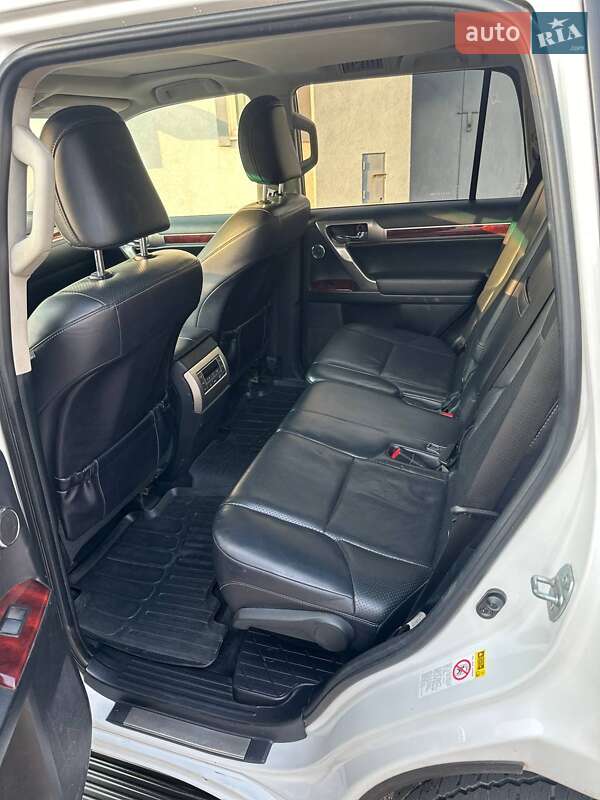 Внедорожник / Кроссовер Lexus GX 2010 в Ровно фото 16 Внедорожник / Кроссовер Lexus GX 2010 в Ровно