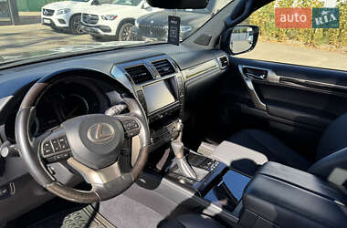 Внедорожник / Кроссовер Lexus GX 2021 в 