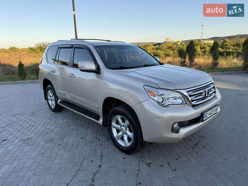 Позашляховик / Кросовер Lexus GX 2010 в 