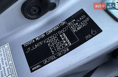 Внедорожник / Кроссовер Lexus GX 2010 в 
