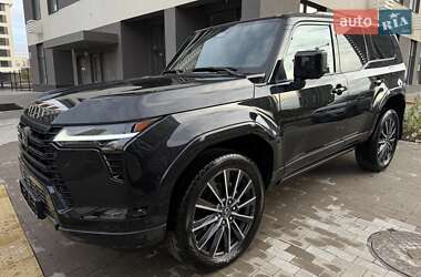 Позашляховик / Кросовер Lexus GX 2024 в 