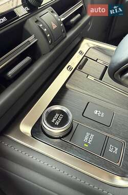 Позашляховик / Кросовер Lexus GX 2024 в 