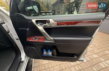 Позашляховик / Кросовер Lexus GX 2012 в 