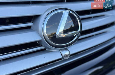 Позашляховик / Кросовер Lexus GX 2010 в 