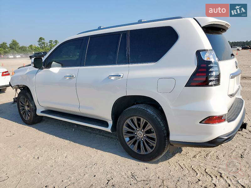 Позашляховик / Кросовер Lexus GX 2023 в 
