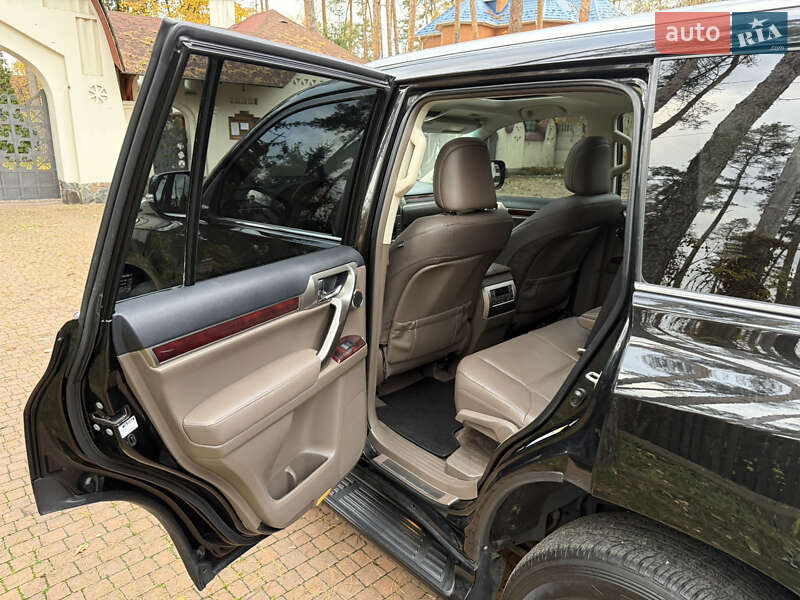 Внедорожник / Кроссовер Lexus GX 2011 в Киеве