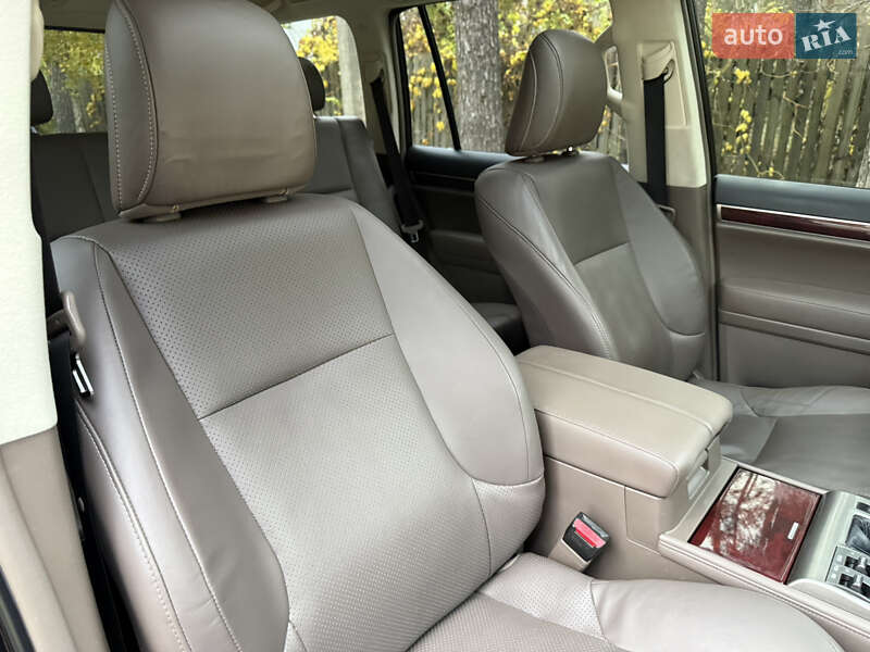 Внедорожник / Кроссовер Lexus GX 2011 в Киеве