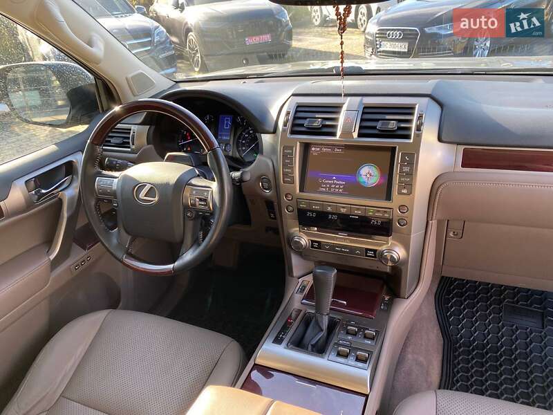 Позашляховик / Кросовер Lexus GX 2017 в Львові