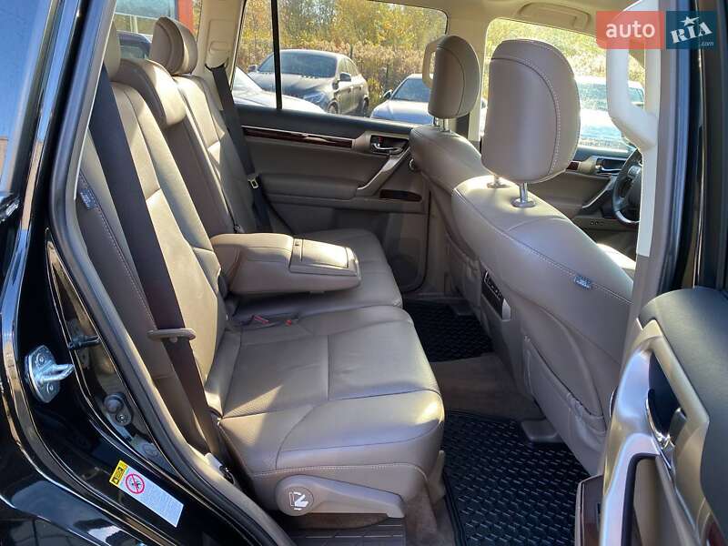 Позашляховик / Кросовер Lexus GX 2017 в Львові