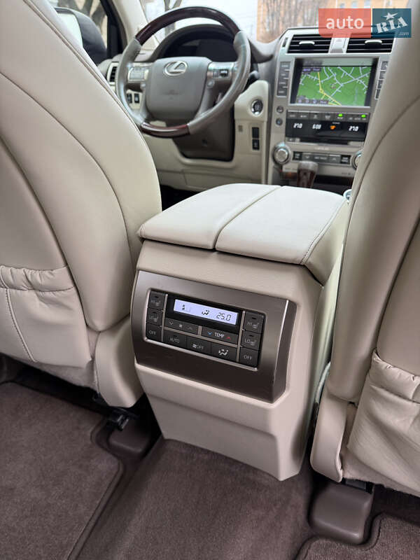 Позашляховик / Кросовер Lexus GX 2015 в Умані