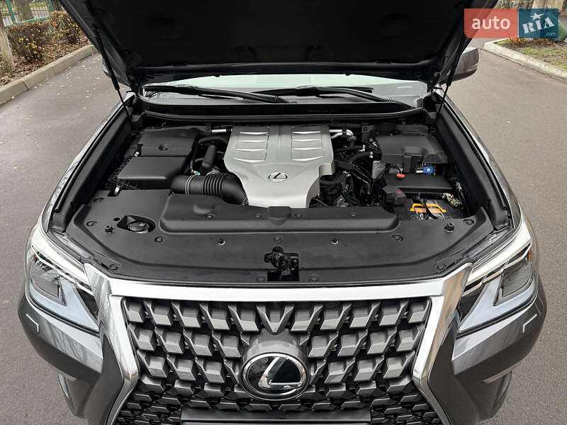 Позашляховик / Кросовер Lexus GX 2015 в Умані