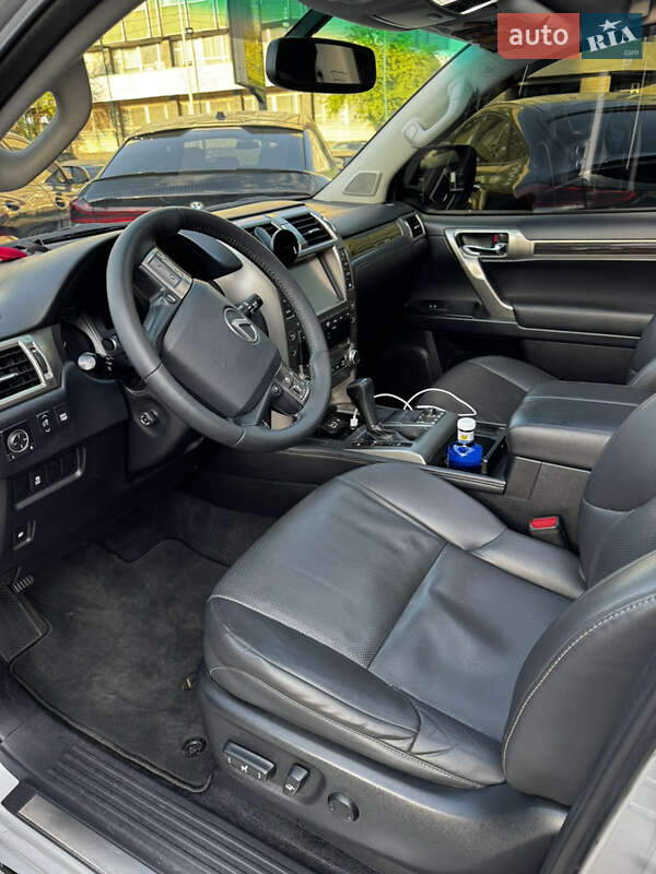 Внедорожник / Кроссовер Lexus GX 2013 в Киеве фото 10 Внедорожник / Кроссовер Lexus GX 2013 в Киеве
