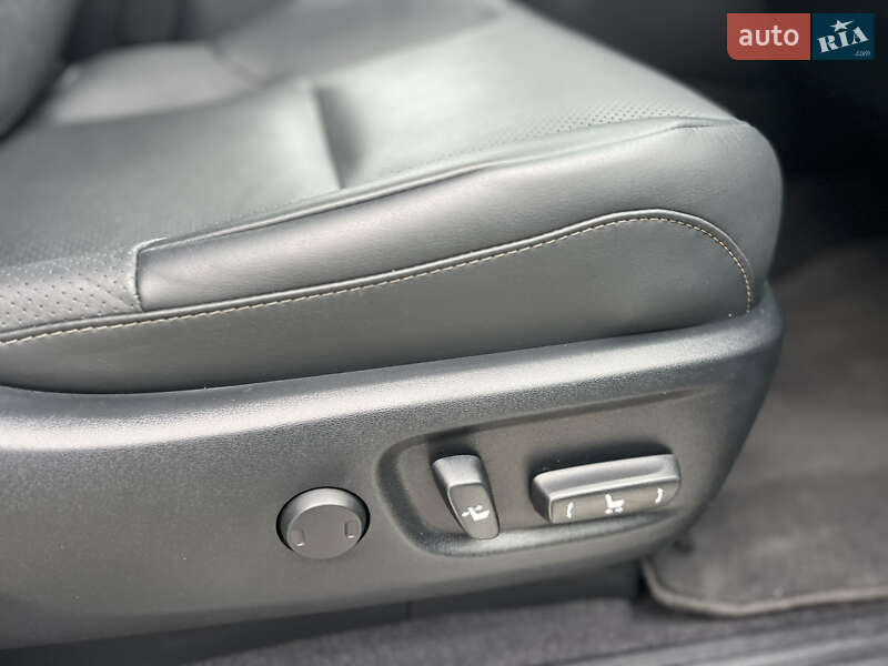 Внедорожник / Кроссовер Lexus GX 2022 в Киеве фото 42 Внедорожник / Кроссовер Lexus GX 2022 в Киеве